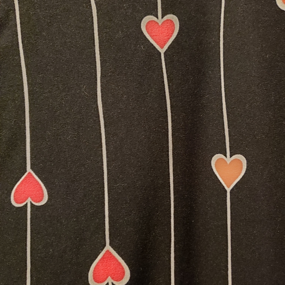LuLaRoe leggings, TC2, black, white stripes, heart